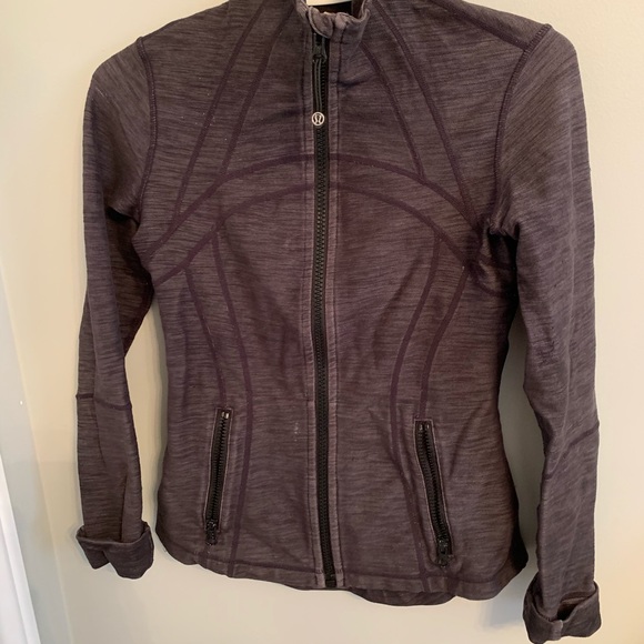 Lululemon Sweater - Picture 1 of 1